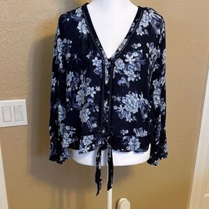 American Eagle Outfitters Floral Tie-Front Blouse - Navy and White, Size Medium